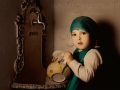 Bimba con caraffa