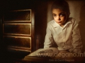 Bimbo con libro